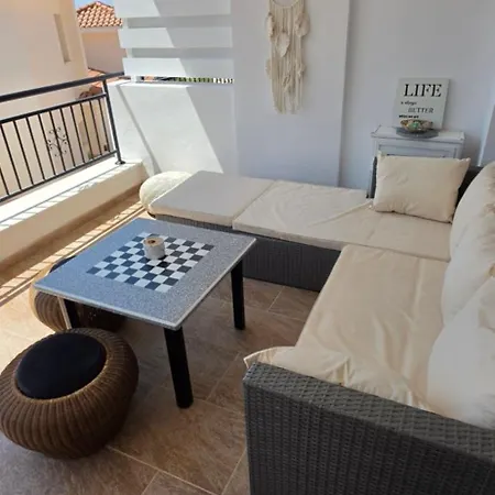 Sea View In Mista Apartament